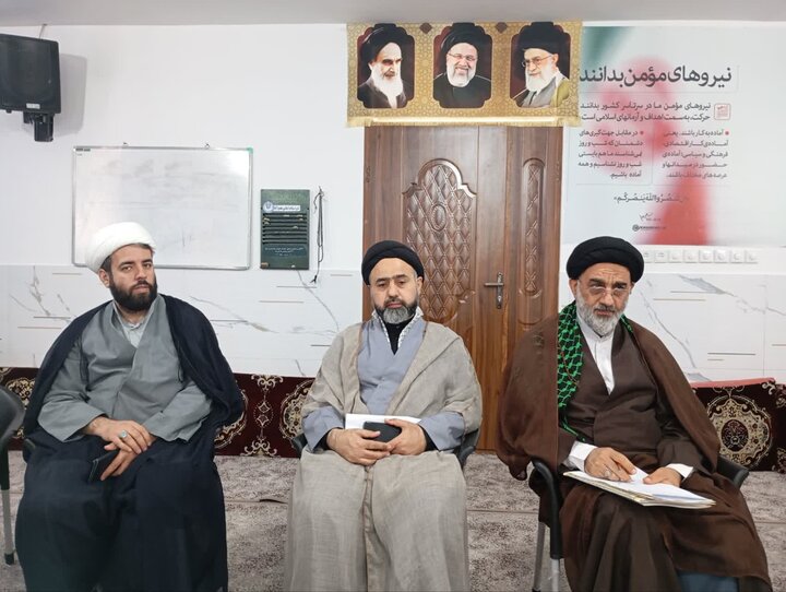 تصاویر/ برگزاری جلسه گردهمایی دبیران قرارگاه راهبری مساجد استان مازندران در شهرستان محمودآباد