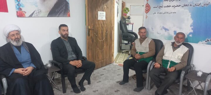 تصاویر/  مراسم پرفیض زمزمه زیارت عاشورا و ویژه برنامه دهه کرامت با حضور مشتاقان مکتب اهل بیت(ع) با حضور امام جمعه دابودشت