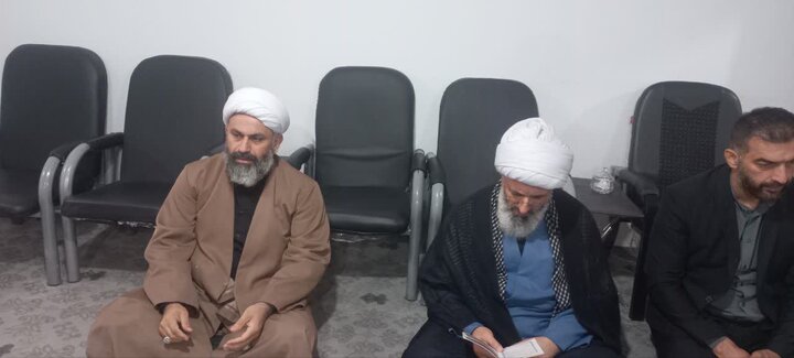تصاویر/  مراسم پرفیض زمزمه زیارت عاشورا و ویژه برنامه دهه کرامت با حضور مشتاقان مکتب اهل بیت(ع) با حضور امام جمعه دابودشت