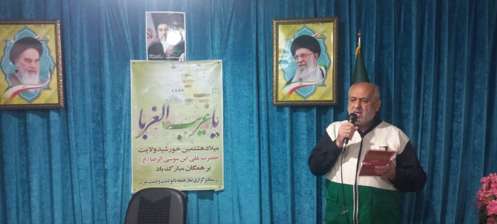 تصاویر/  مراسم پرفیض زمزمه زیارت عاشورا و ویژه برنامه دهه کرامت با حضور مشتاقان مکتب اهل بیت(ع) با حضور امام جمعه دابودشت
