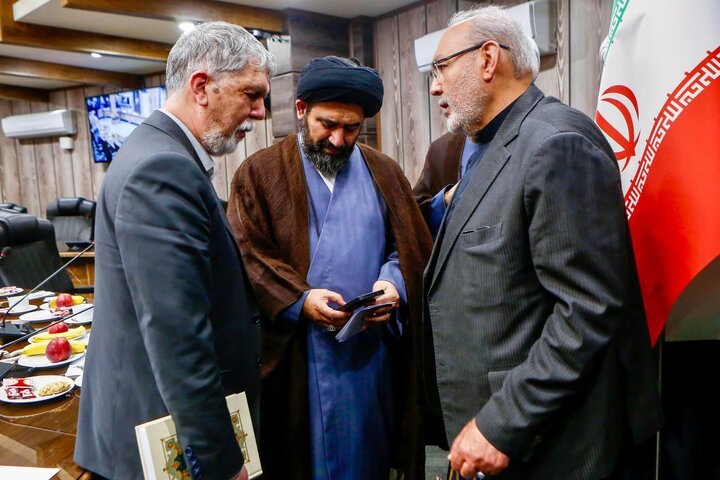 تصاویر/ بازدید وزیر فرهنگ از سازمان اوقاف و امور خیریه