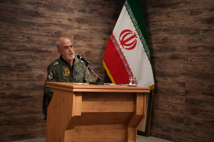 تصاویر/نشست علمی فرهنگی «بعثت مردم» گرامیداشت چهلمین روز شهادت قائد امت در دانشگاه باقرالعلوم(ع) برگزار شد