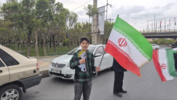 تصاویر/روز شانزدهم از اجتماع پرچم گردانی به نیابت از شهید عزت الله بابایی در اراک