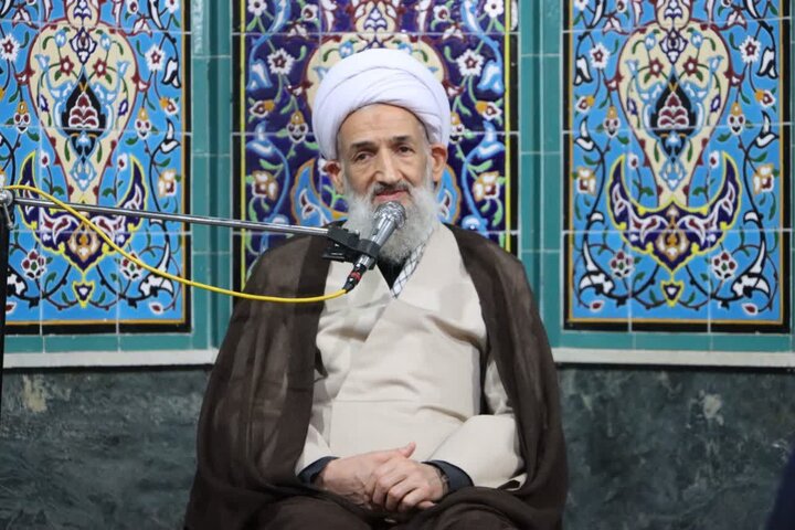 تصاویر/ حضور حجت الاسلام و المسلمین محمدی لائینی در مسجد المهدی شهرستان تنکابن