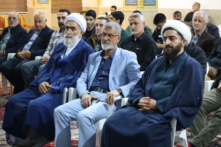 تصاویر/ حضور حجت الاسلام و المسلمین محمدی لائینی در مسجد المهدی شهرستان تنکابن