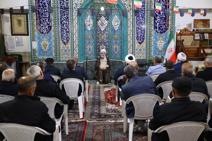 تصاویر/ حضور حجت الاسلام و المسلمین محمدی لائینی در مسجد المهدی شهرستان تنکابن