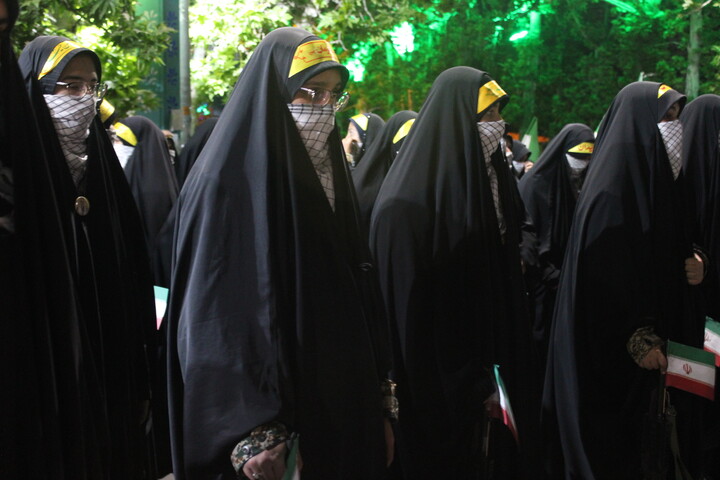 تصاویر/ اجتماع دختران جانفدا و ولایتمدار بخش ماهان