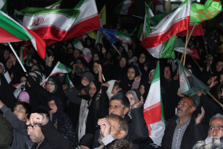 تصاویر/ اجتماع دختران جانفدا و ولایتمدار بخش ماهان