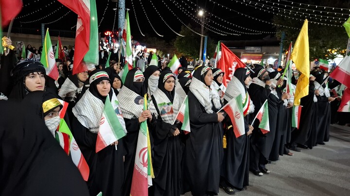 تصاویر/ اجتماع دختران جانفدا و ولایتمدار بخش ماهان