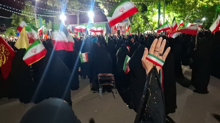 تصاویر/ اجتماع دختران جانفدا و ولایتمدار بخش ماهان