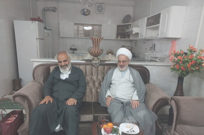 دیدار نماینده آیتالله اعرافی با استاد سطوح عالی حوزه علمیه قم