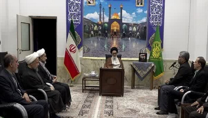 قم باید مرکز صدور روایت اول در جنگ رسانه‌ای باشد
