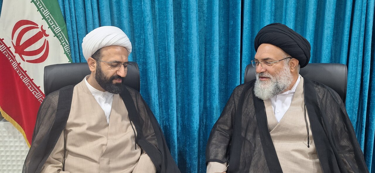 نشست معاون حوزه علمیه با نماینده ولی فقیه در استان کهگیلویه و بویراحمد