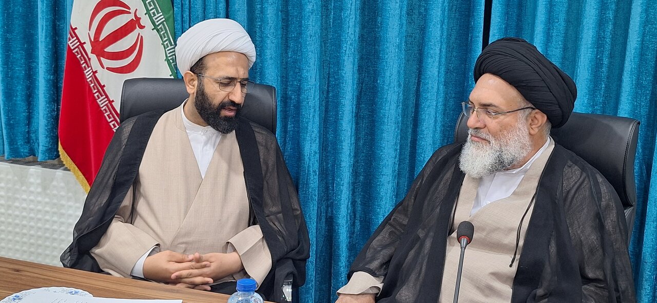 بصیرت روحانیت و حماسه مردم، پادزهر قطعی جنگ رسانه‌ای دشمن است