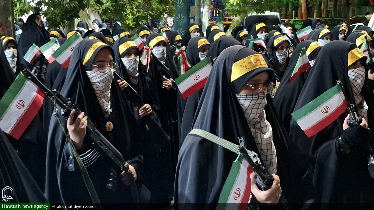 تصاویر/ اجتماع دختران جانفدا و ولایتمدار بخش ماهان