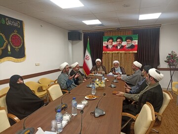 تصایور /  برگزاری جلسه قرارگاه بلاغ مبین در شهرستان آبیک