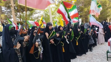 تصاویر/ رژه حماسی دختران کوهبنان