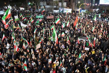 تصاویر/ استمرار حضور باشکوه مردم اردبیل در خیابان برای ایران