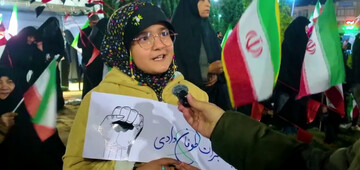 کلیپ| مردم کرمان برای آمریکا خط و نشان کشیدند