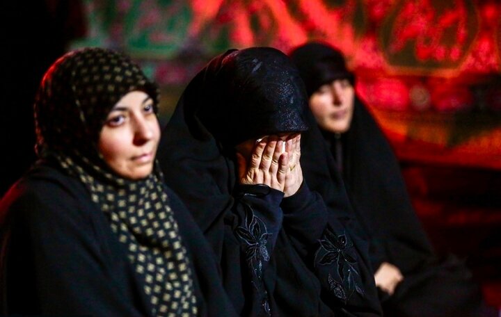 تصاویر/ سوگواری برای امام شهید انقلاب در خیابان کشوردوست