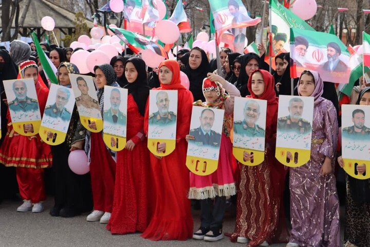 تصاویر/ اجتماع و رزمایش بزرگ دختران جان فدای ایران در چالدران
