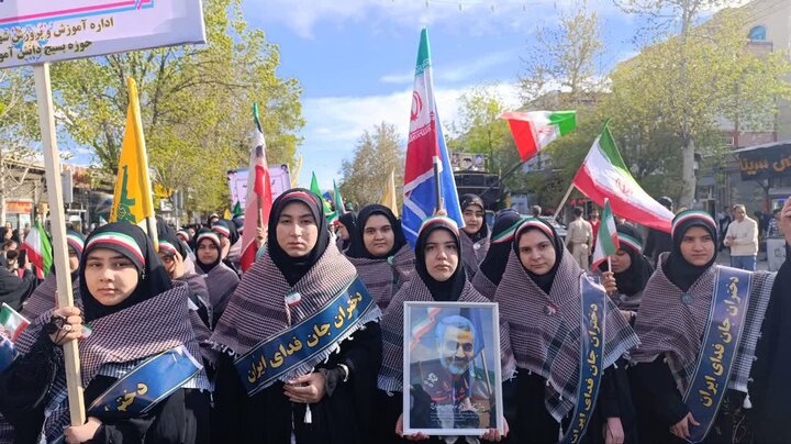 تصاویر/ طنین اقتدار «دختران ایران» در سلماس؛ بیعت حماسی بانوان سلحشور با آرمان‌های نظام و رهبری