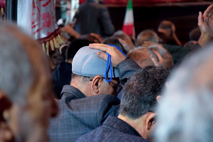 تصاویر| تجمع خود جوش شبانه مردمی در شب پنجاه و سومم از جنگ رمضان در میدان سردار سلیمانی آران و بیدگل