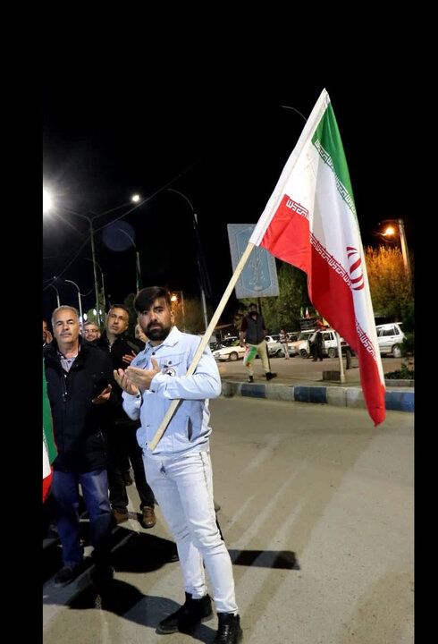 تصاویر/ حضور حماسی مردم ولایتمدار بخش نازلو و نوشین‌شهر، در شب‌های حماسه حضور و مقاومت
