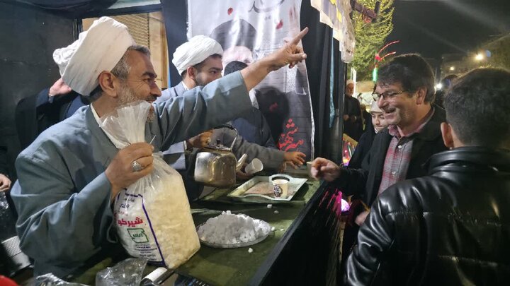 تصاویر/ فعالیت طلاب و اساتید مدرسه علمیه امام رضا علیه السلام میاندوآب در جنگ رمضان