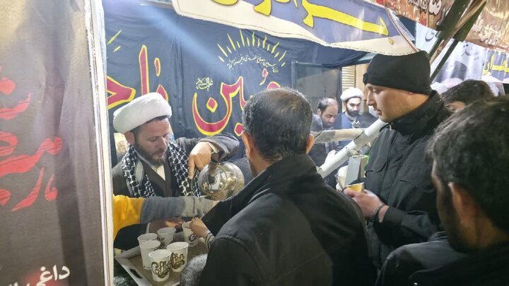 تصاویر/ فعالیت طلاب و اساتید مدرسه علمیه امام رضا علیه السلام میاندوآب در جنگ رمضان