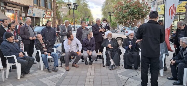 تصاویر/ برگزاری تریبون آزاد توسط طلاب مدرسه آیت الله نمازی خوی