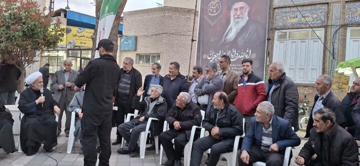 تصاویر/ برگزاری تریبون آزاد توسط طلاب مدرسه آیت الله نمازی خوی
