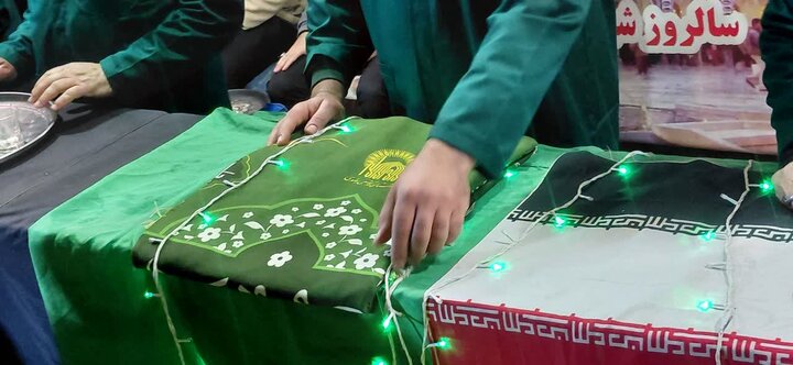 تصاویر / حضور هزاران نفر از مردم قهرمان آمل در حماسه دوم اردیبهشت