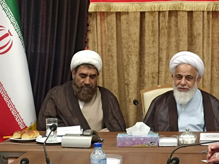 تصاویر   برگزاری جلسه قرارگاه بلاغ مبین در شهرستان آبیک