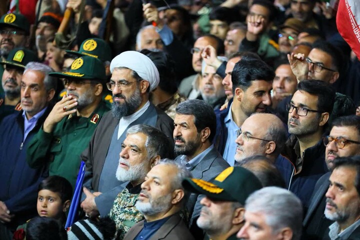 تصاویر / تجلی شکوه مردم همدان در روز پاسدار
