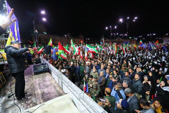 تصاویر / تجلی شکوه مردم همدان در روز پاسدار