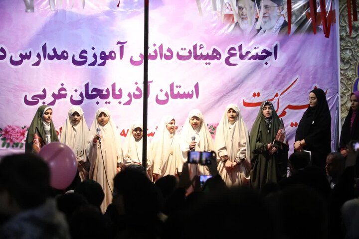 تصاویر/ پنجاه و سومین شب  حماسه حضور و ایستادگی مردم همیشه در صحنه ارومیه