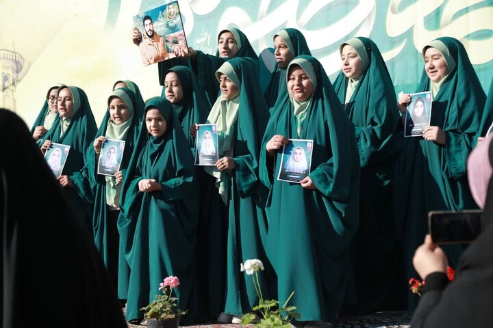 تصاویر / دختران بهاری در مسیر نور