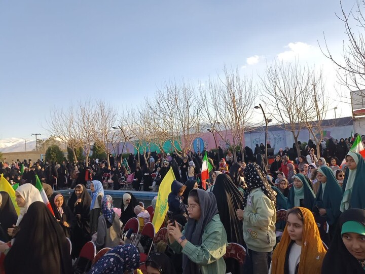 تصاویر / دختران بهاری در مسیر نور