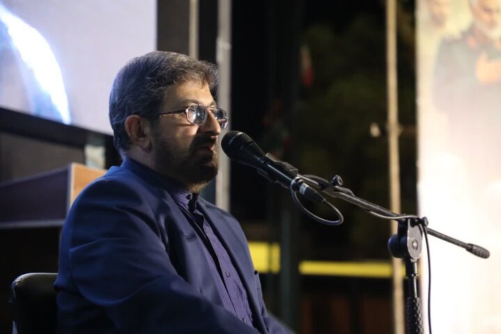 تصاویر/ اجتماع مردمی «شب‌های اقتدار»، همزمان با سالروز تاسیس سپاه پاسداران انقلاب اسلامی