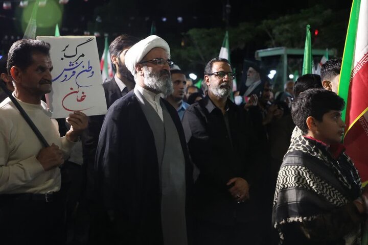 تصاویر/ اجتماع مردمی «شب‌های اقتدار»، همزمان با سالروز تاسیس سپاه پاسداران انقلاب اسلامی