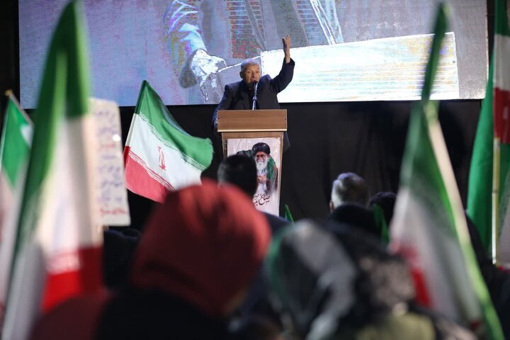تصاویر/ اجتماع مردمی «شب‌های اقتدار»، همزمان با سالروز تاسیس سپاه پاسداران انقلاب اسلامی