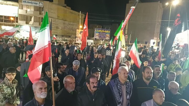 تصاویر/پنجاه و سومین شب حضور مردم ولایتمدار زرندیه در تجدید بیعت با آرمان‌های انقلاب