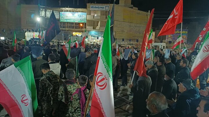 تصاویر/پنجاه و سومین شب حضور مردم ولایتمدار زرندیه در تجدید بیعت با آرمان‌های انقلاب
