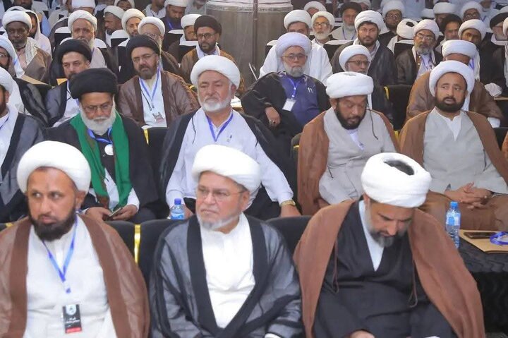 وفاق المدارس الشیعہ پاکستان کے زیر اہتمام شہید رہبرِ انقلاب کے لیے تعزیتی اجلاس، شیعہ قائدین اور علماء کی بھرپور شرکت