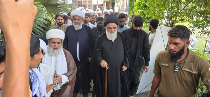وفاق المدارس الشیعہ پاکستان کے زیر اہتمام شہید رہبرِ انقلاب کے لیے تعزیتی اجلاس، شیعہ قائدین اور علماء کی بھرپور شرکت