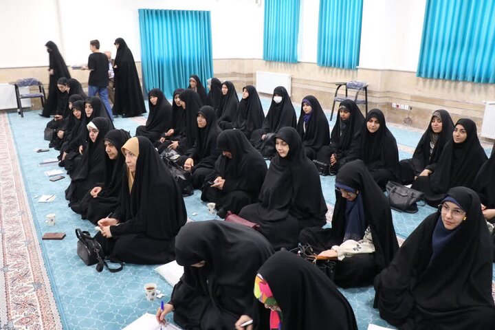 بازدید امام جمعه قرچک از ویژه برنامه حوزه علمیه خواهران معصومیه (س)