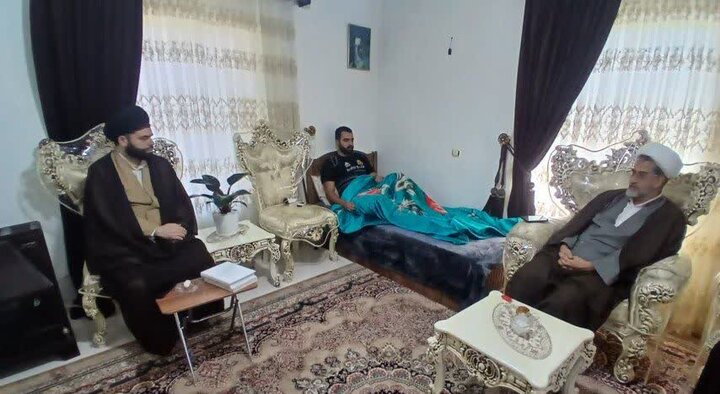 تصاویر/ دیدار اعضای قرارگاه تبلیغ شهرستان آمل با دلاورمردان عرصه علم و عمل