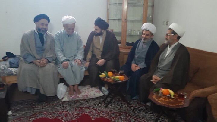 تصاویر/ دیدار اعضای قرارگاه تبلیغ شهرستان آمل با دلاورمردان عرصه علم و عمل