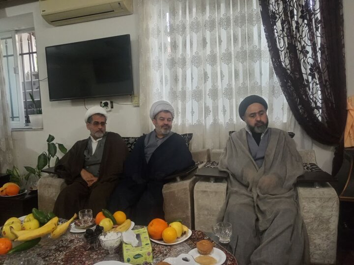 تصاویر/ دیدار اعضای قرارگاه تبلیغ شهرستان آمل با دلاورمردان عرصه علم و عمل